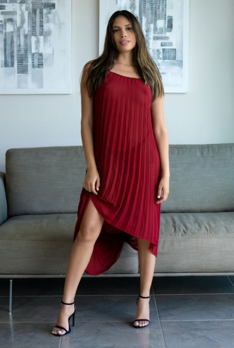 Ahmetli Premium Escort Yasemin ile Unutulmaz Saatler